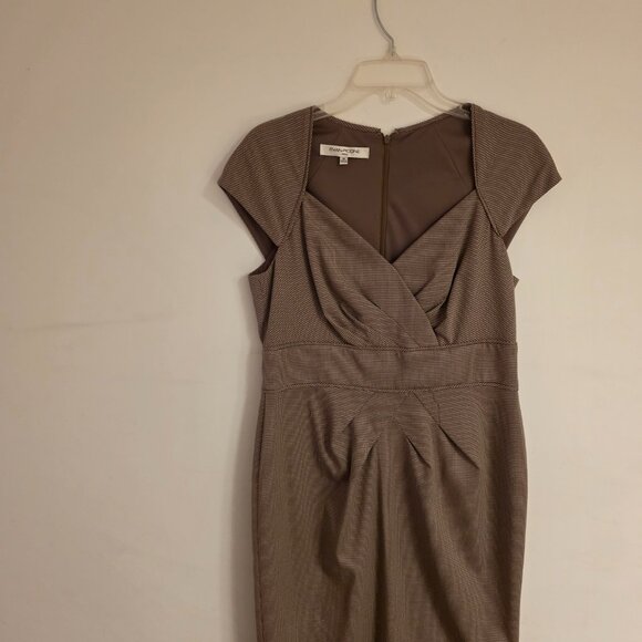 Evan-Picone Women’s Fitted Dress – Size 10 – Classic Taupe - Picture 1 of 6